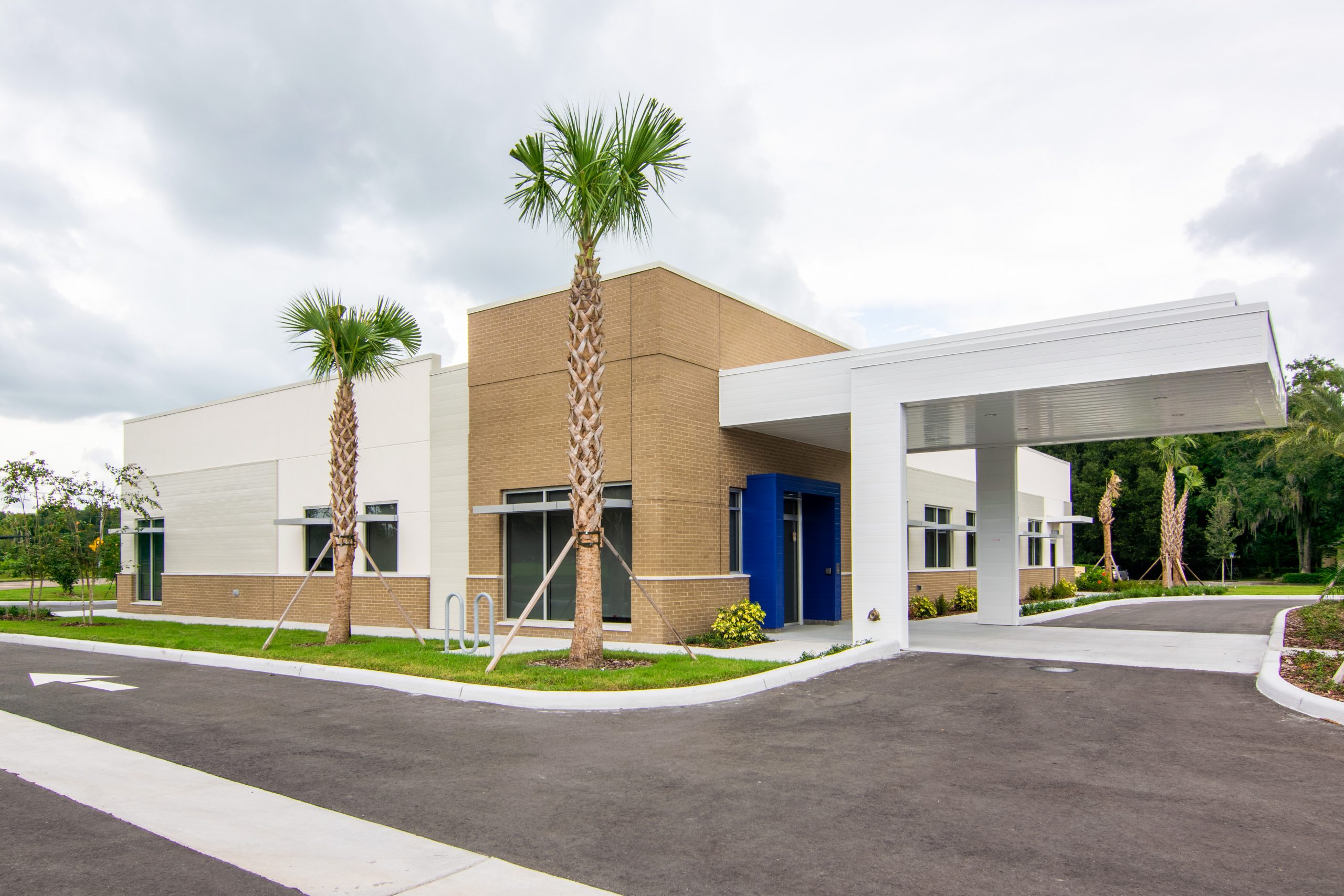 Vision Purchases DaVita Building in Bartow, FL