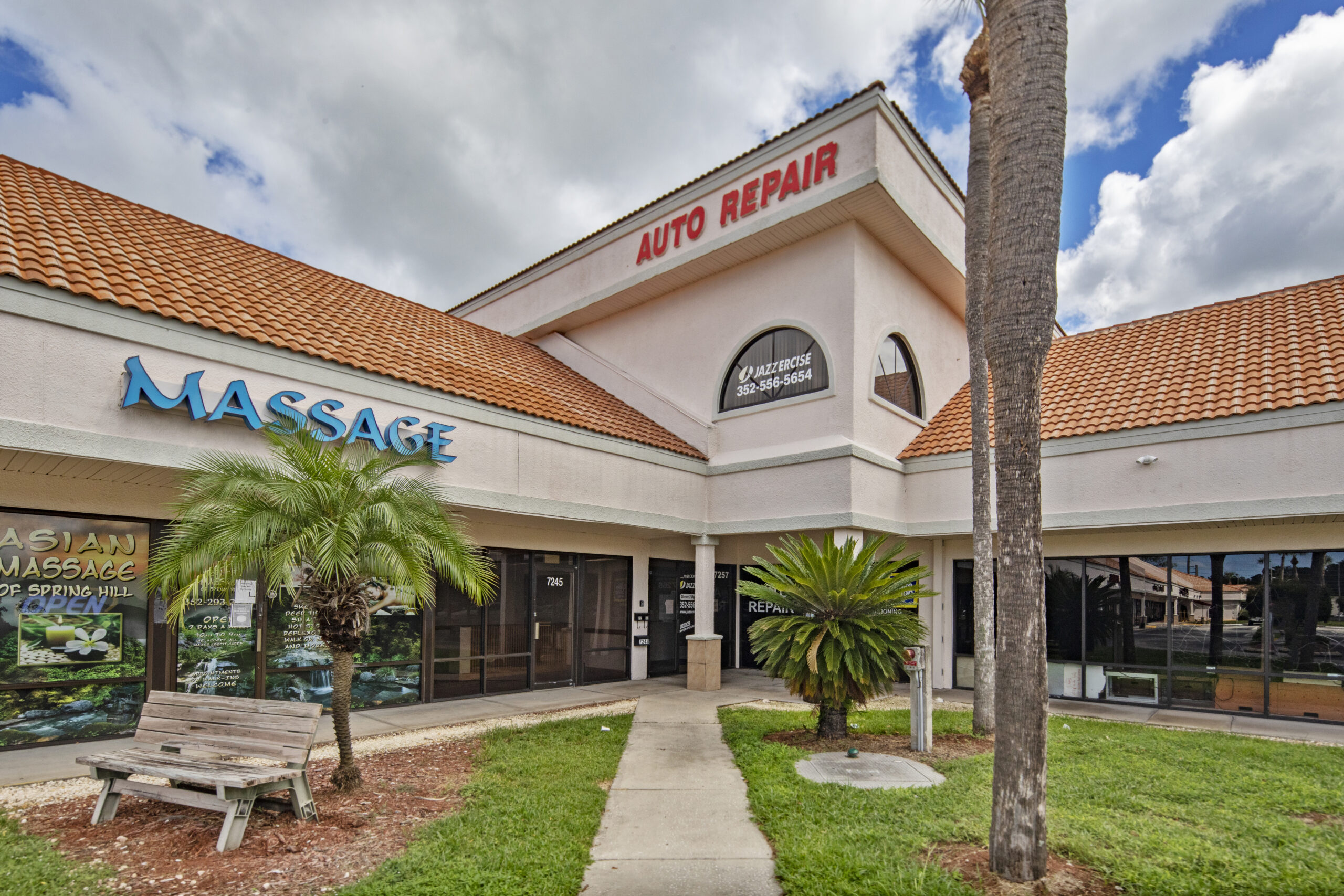 Spring Hill Shopping Center